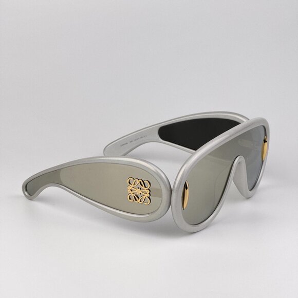 Loewe X PAULA'S IBIZA LW40108I Sunglasses – Sparkle Gold | Model LW40108I 24C - Picture 6 of 11